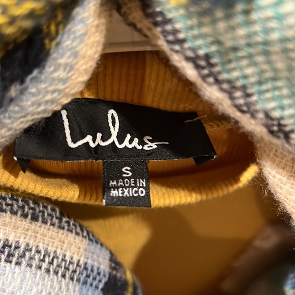 Womens Lulus dress and blanket scarf combo - Picture 3 of 3